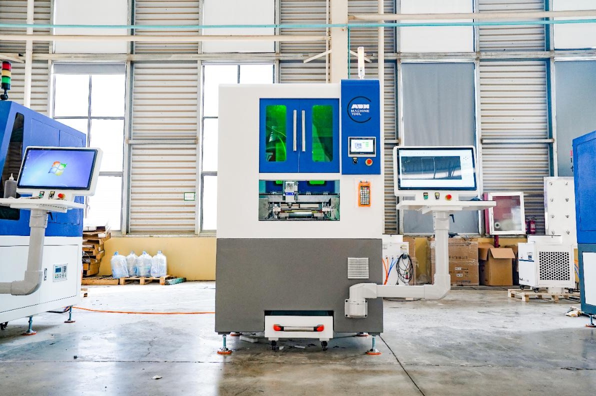 ULJM Serie Präzisions-Laserschneidmaschine
