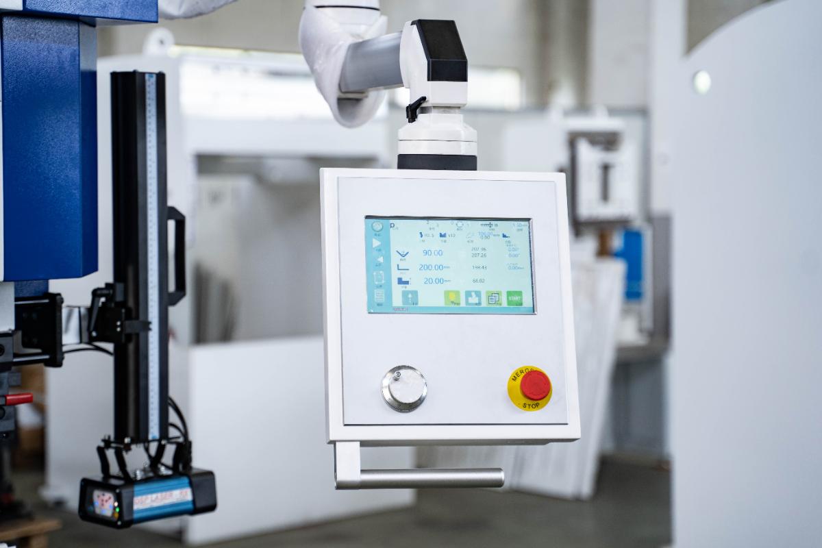 Professionelles CNC-Steuerungssystem