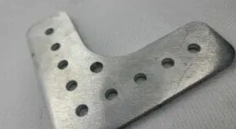 Test #2: Wie reagiert Pulverbeschichtung auf das Einbringen neuer Geometrie?