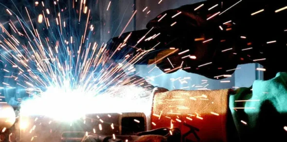 MIG vs. TIG Schweißen: Anwendungen für Laserschnitte + Vor- und Nachteile